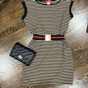 Pretty summer/ evening hanging out dress.